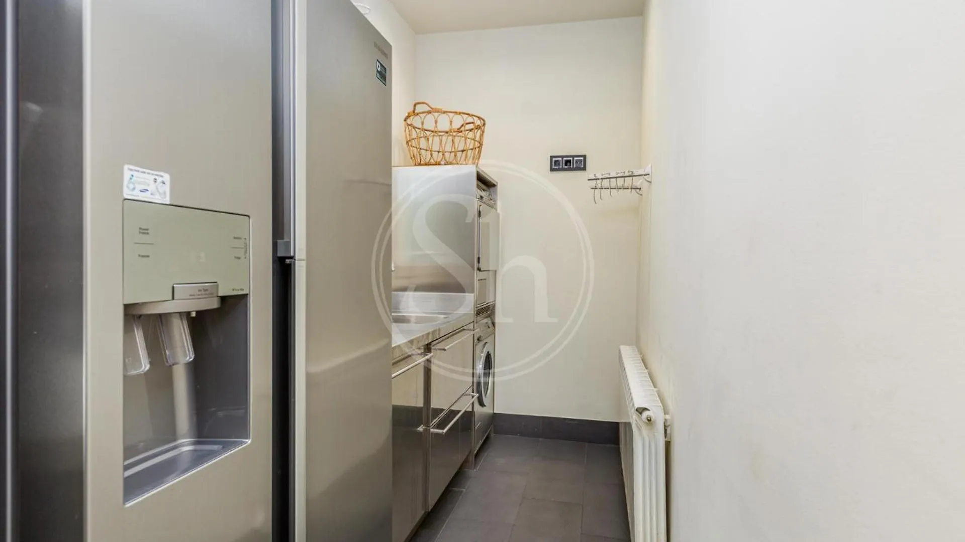 Espacioso Apartamento Cerca De Diagonal Barcelona Apartment